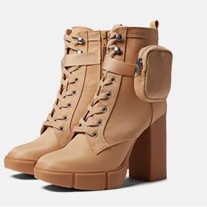 NEW!! Steve Madden Women’s lace up boots with zipper